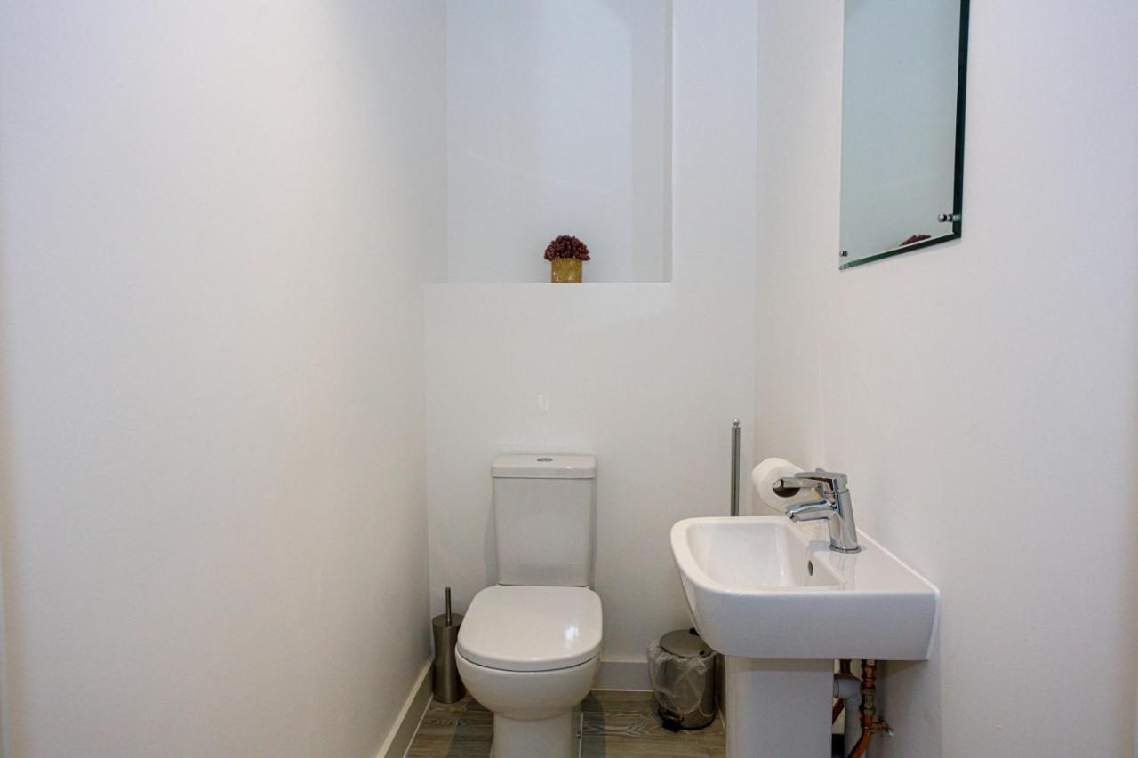 Contemporary 2 Bedroom Duplex In Salford Manchester Dış mekan fotoğraf